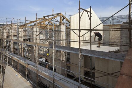 Italian Type Scaffolding System
